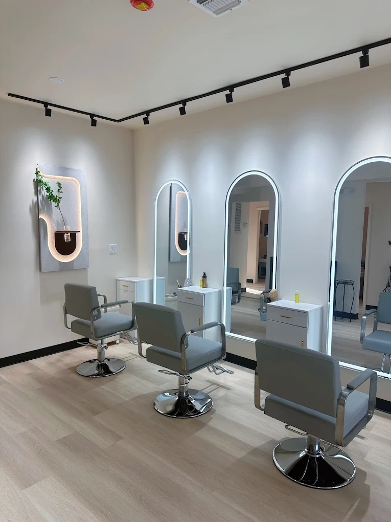 A tranquil treatment room at Vela Head Spa